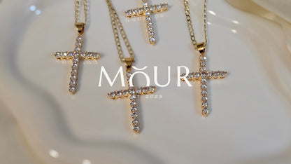 Medium Cross Pendant Chain