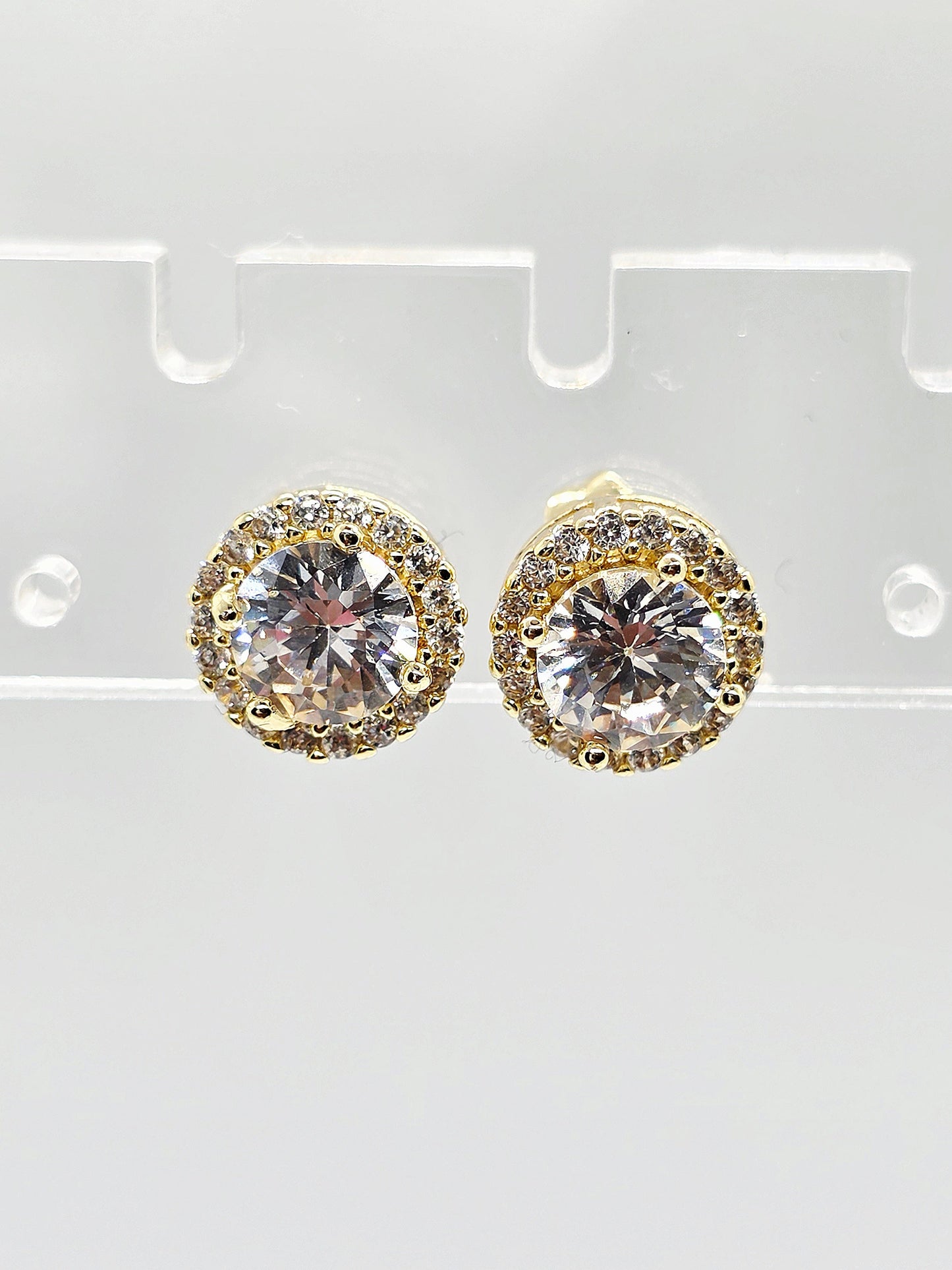 Classic Halo stud